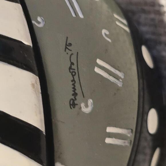 Disney by Britto  Mickey Mouse Head Trinket Box - Picture 5 of 5